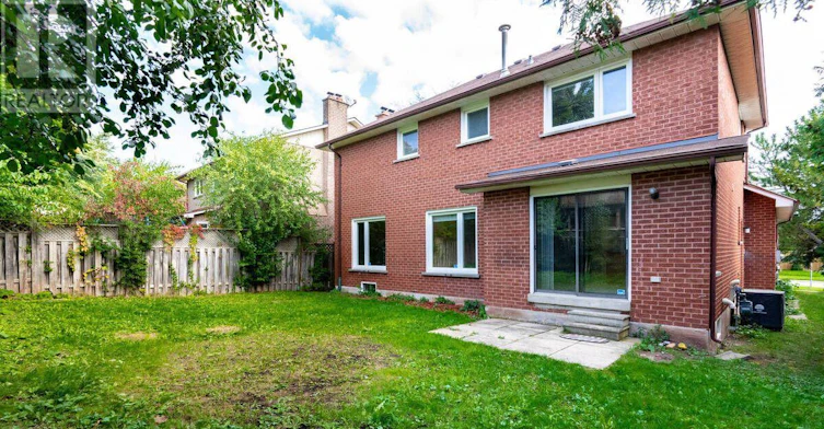 2551 Wynten Way, Oakville, ON, L6J 7K5 - 35