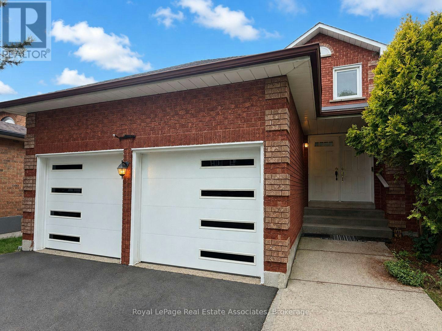 2551 Wynten Way, Oakville, ON, L6J 7K5