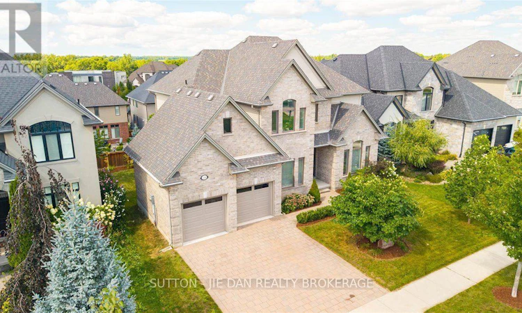 2361 Torrey Pines Way