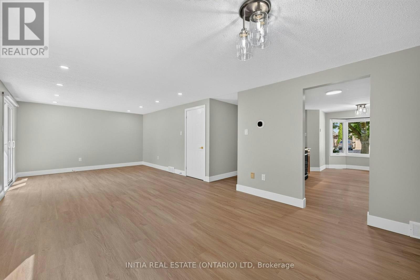 1111 Aldersbrook Road, London, ON, N6G 2X2 - 15