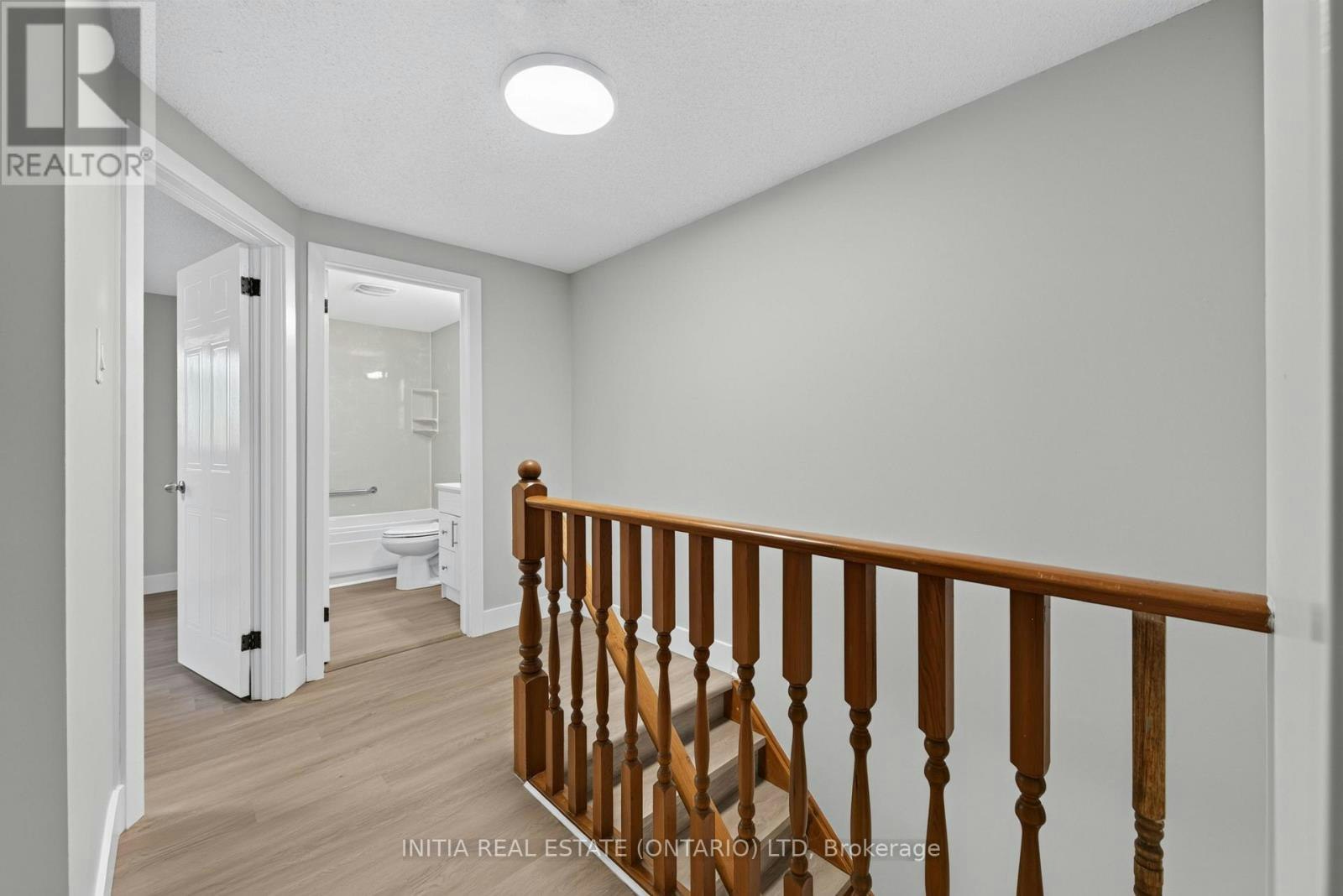 1111 Aldersbrook Road, London, ON, N6G 2X2 - 28