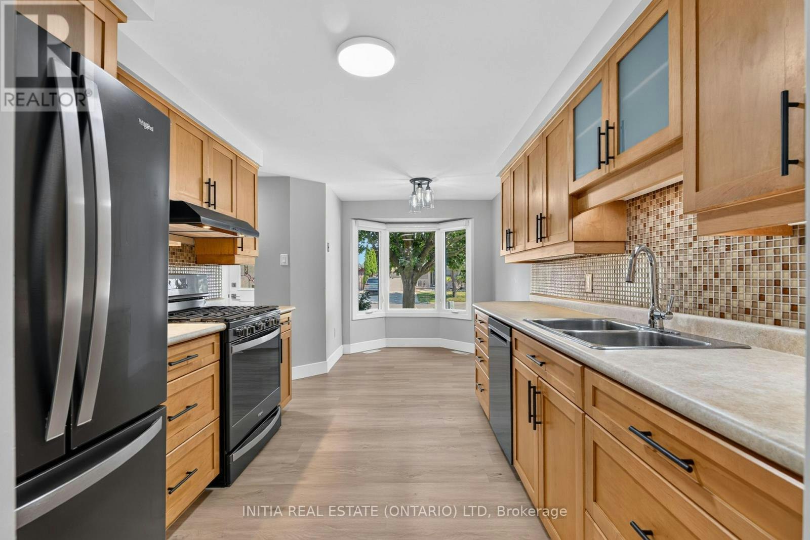 1111 Aldersbrook Road, London, ON, N6G 2X2 - 9