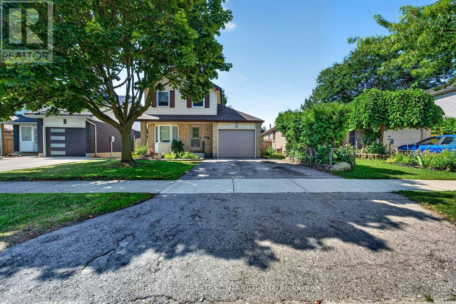 1111 Aldersbrook Road, London, ON, N6G 2X2 - 4