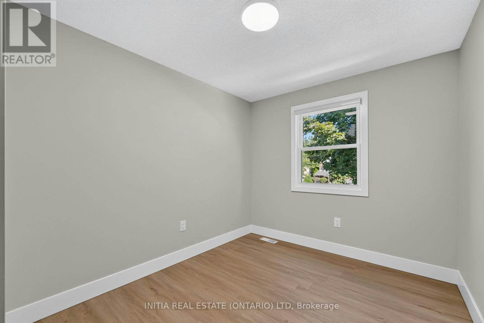 1111 Aldersbrook Road, London, ON, N6G 2X2 - 32