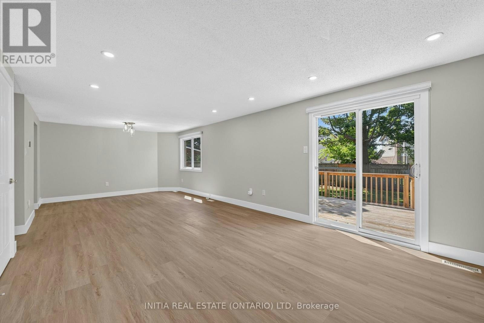 1111 Aldersbrook Road, London, ON, N6G 2X2 - 19