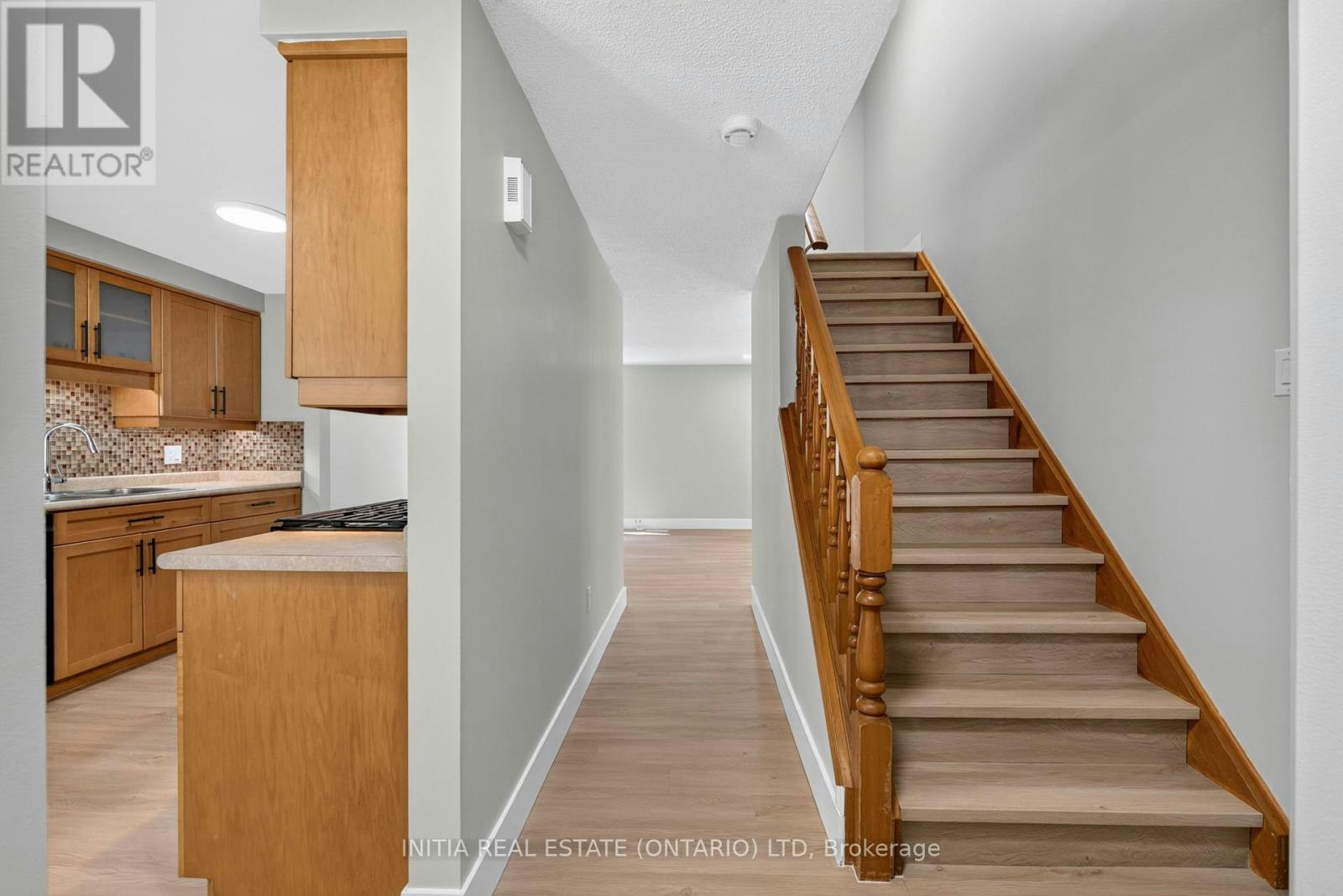 1111 Aldersbrook Road, London, ON, N6G 2X2 - 24