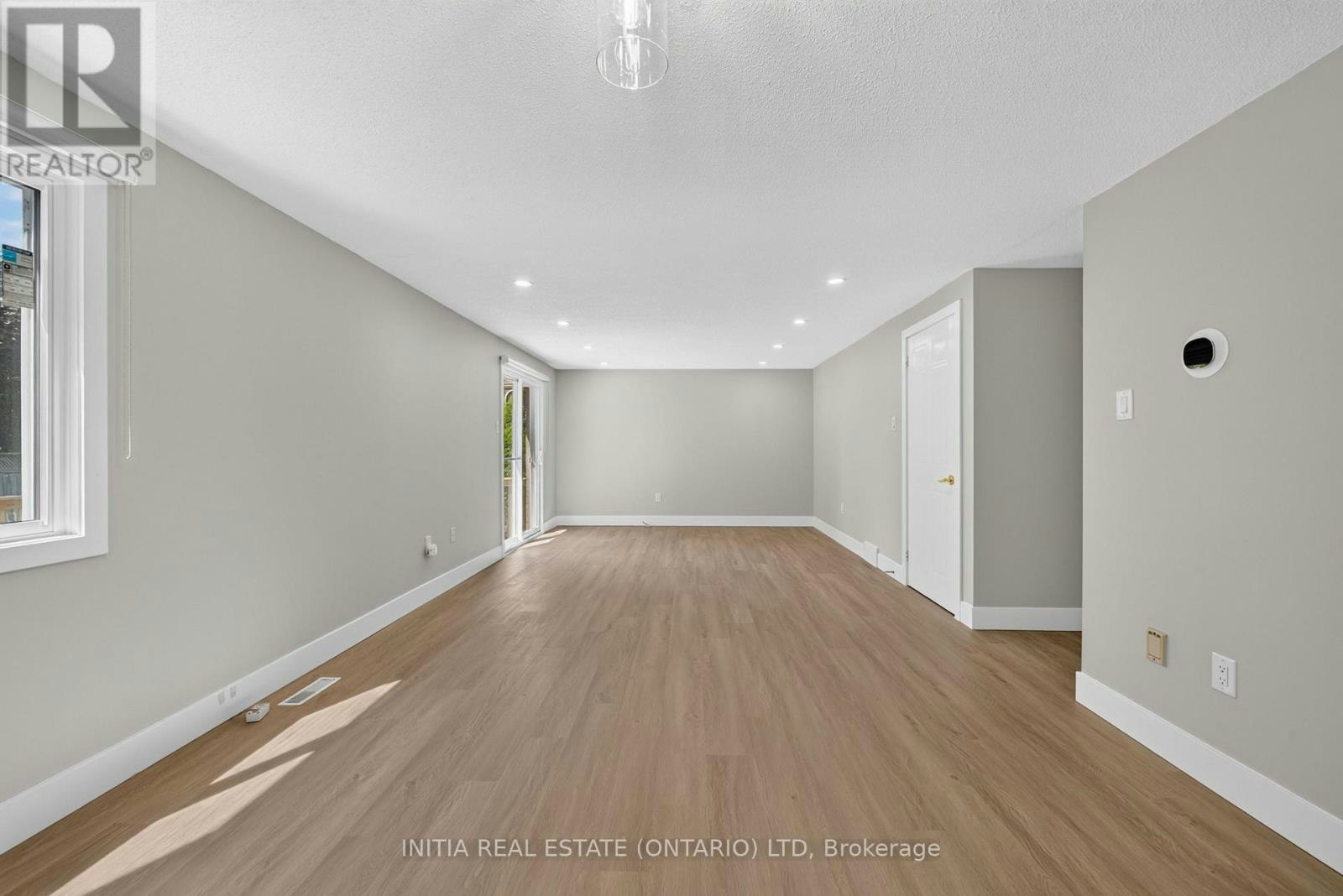 1111 Aldersbrook Road, London, ON, N6G 2X2 - 16