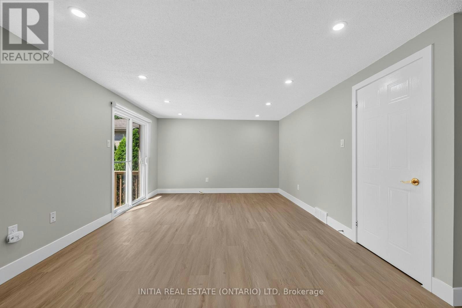 1111 Aldersbrook Road, London, ON, N6G 2X2 - 21