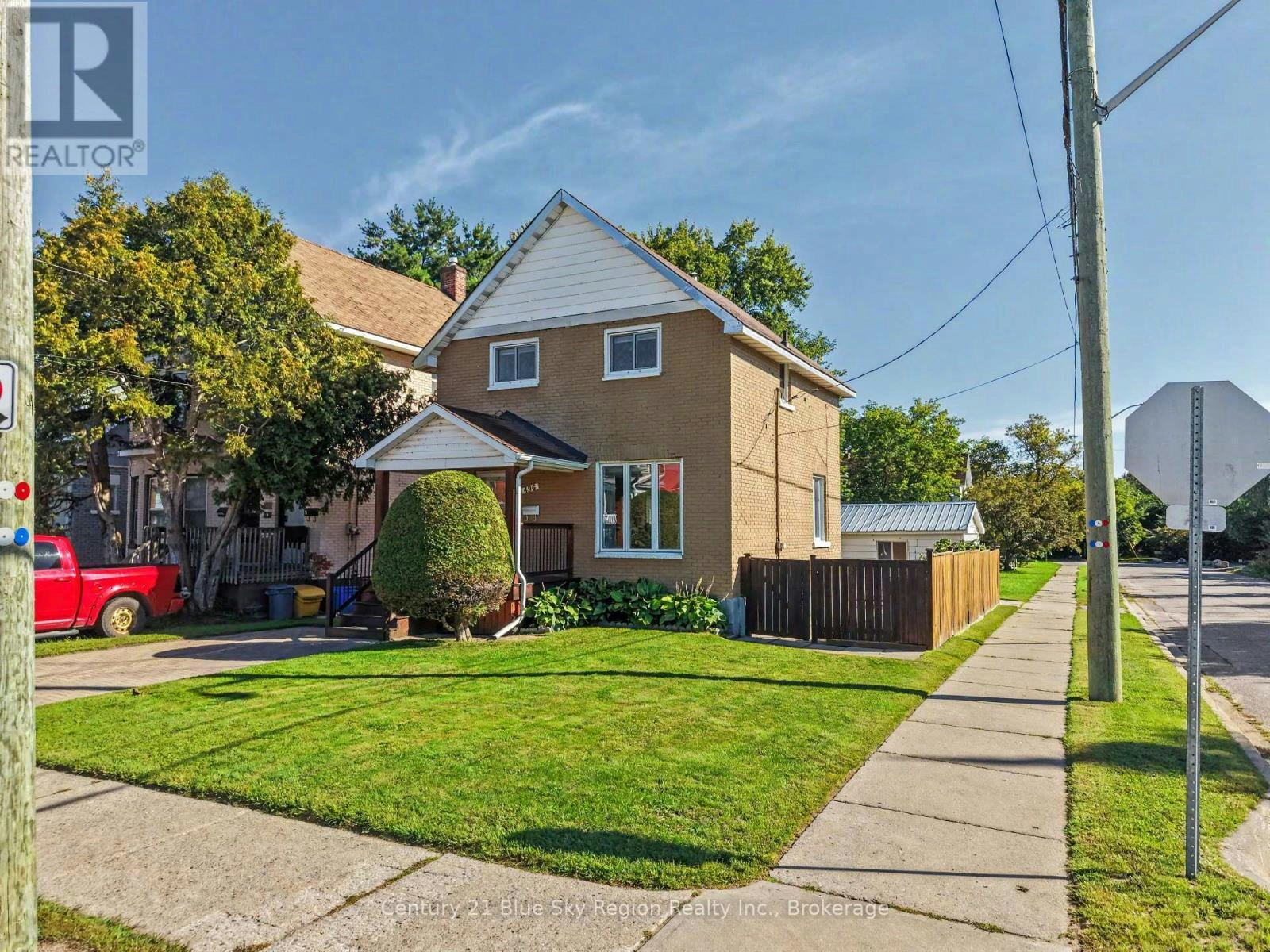 496 First Avenue E, North Bay, ON, P1B 1K3