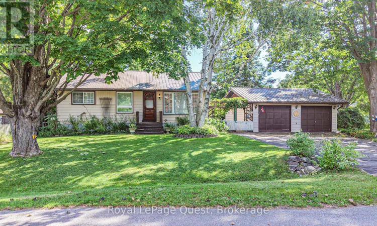 17 Hughes Road E