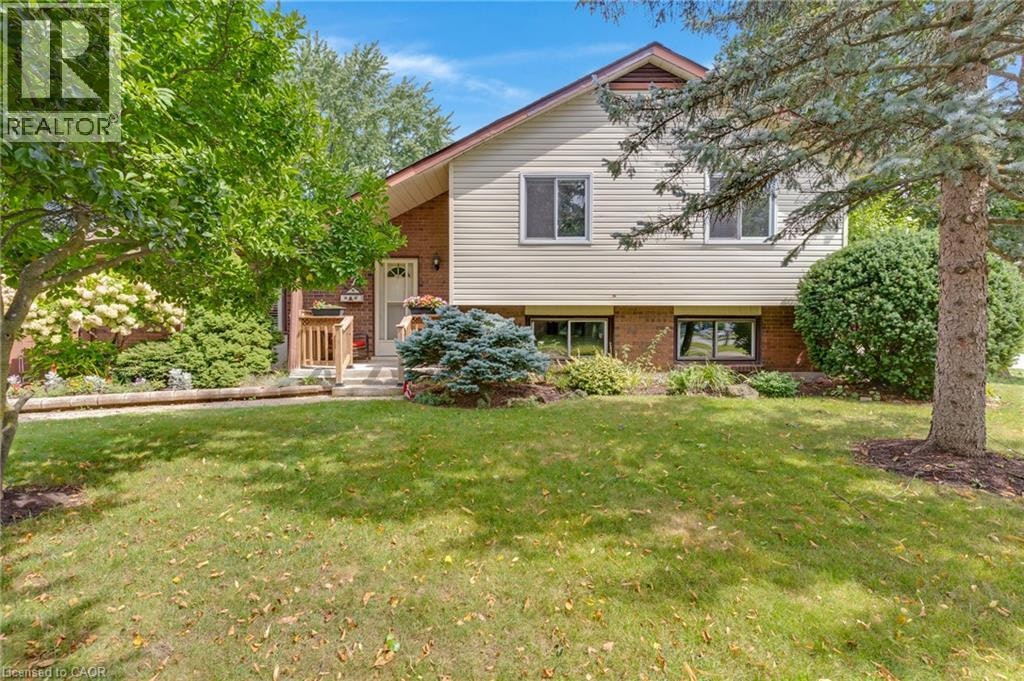 7 Underhill Crescent, Kitchener, ON, N2A 2S7