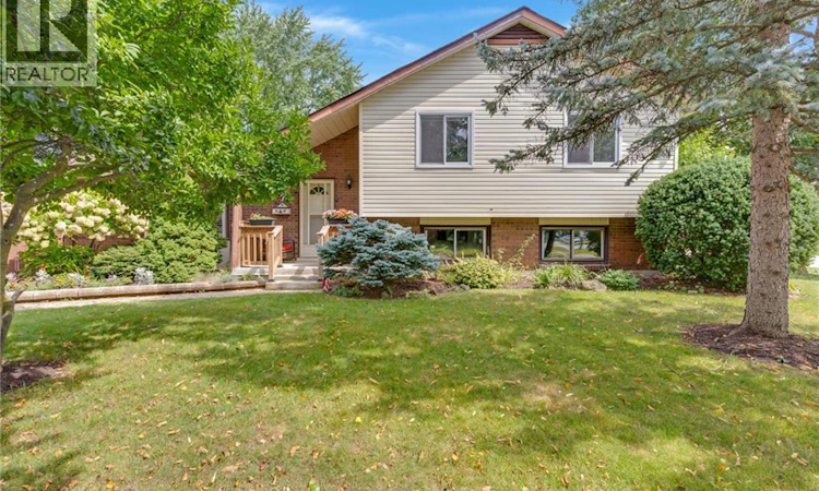 7 Underhill Crescent
