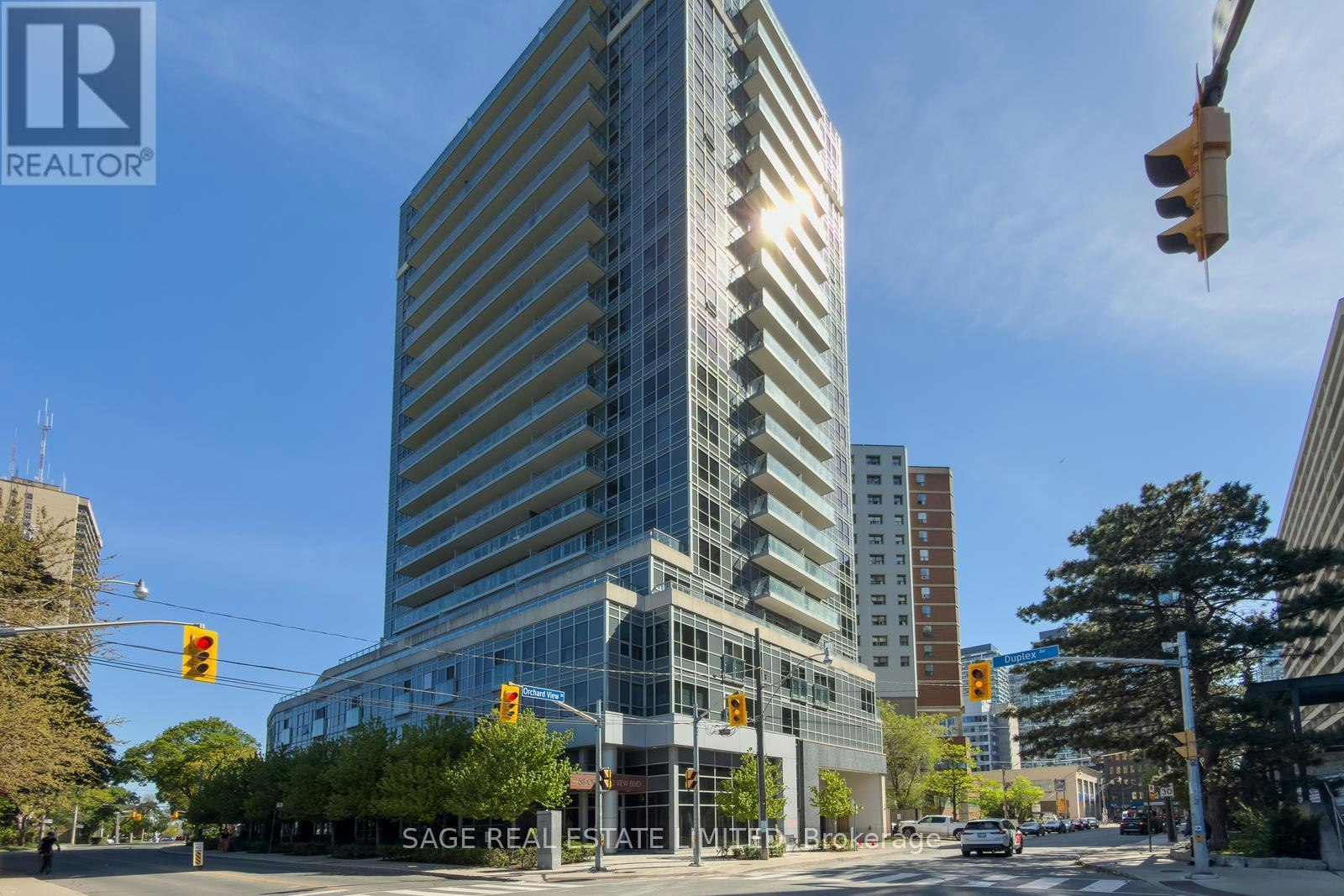 313-58 Orchard View Boulevard, Toronto, ON, M4R 0A2
