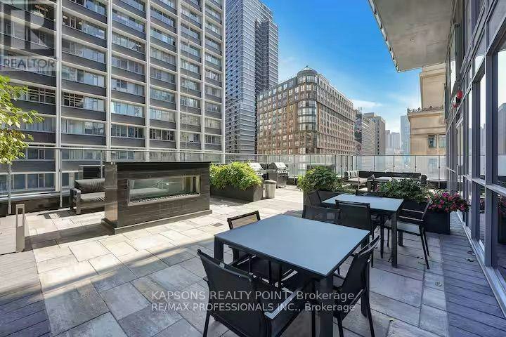 6512-7 Grenville Street, Toronto, ON, M4Y 1A1 - 24