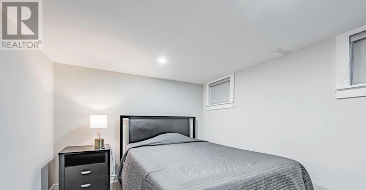 LOWER-68 Fairleigh Crescent, Toronto, ON, M6C 3R9 - 15