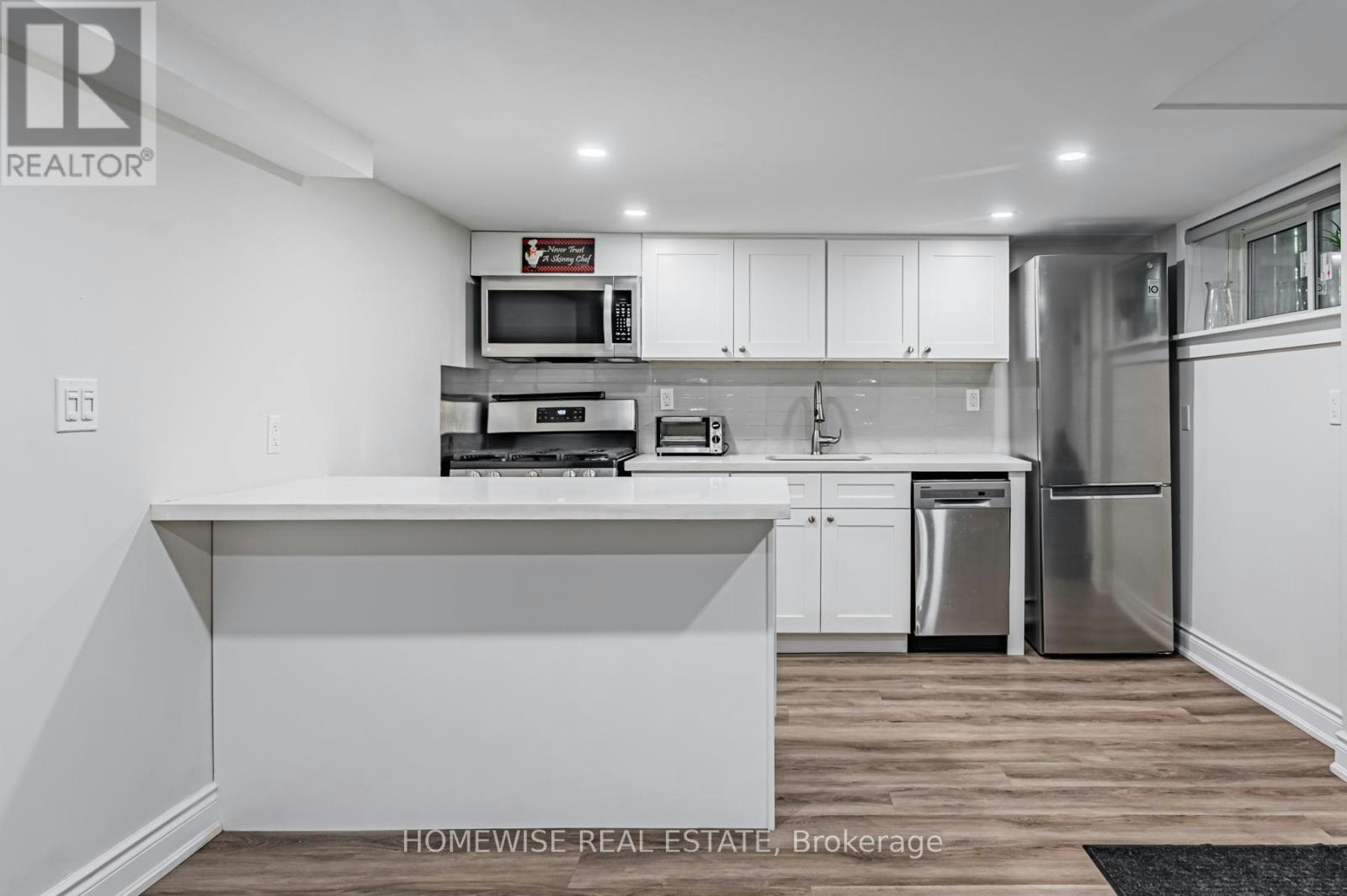 LOWER-68 Fairleigh Crescent, Toronto, ON, M6C 3R9 - 5