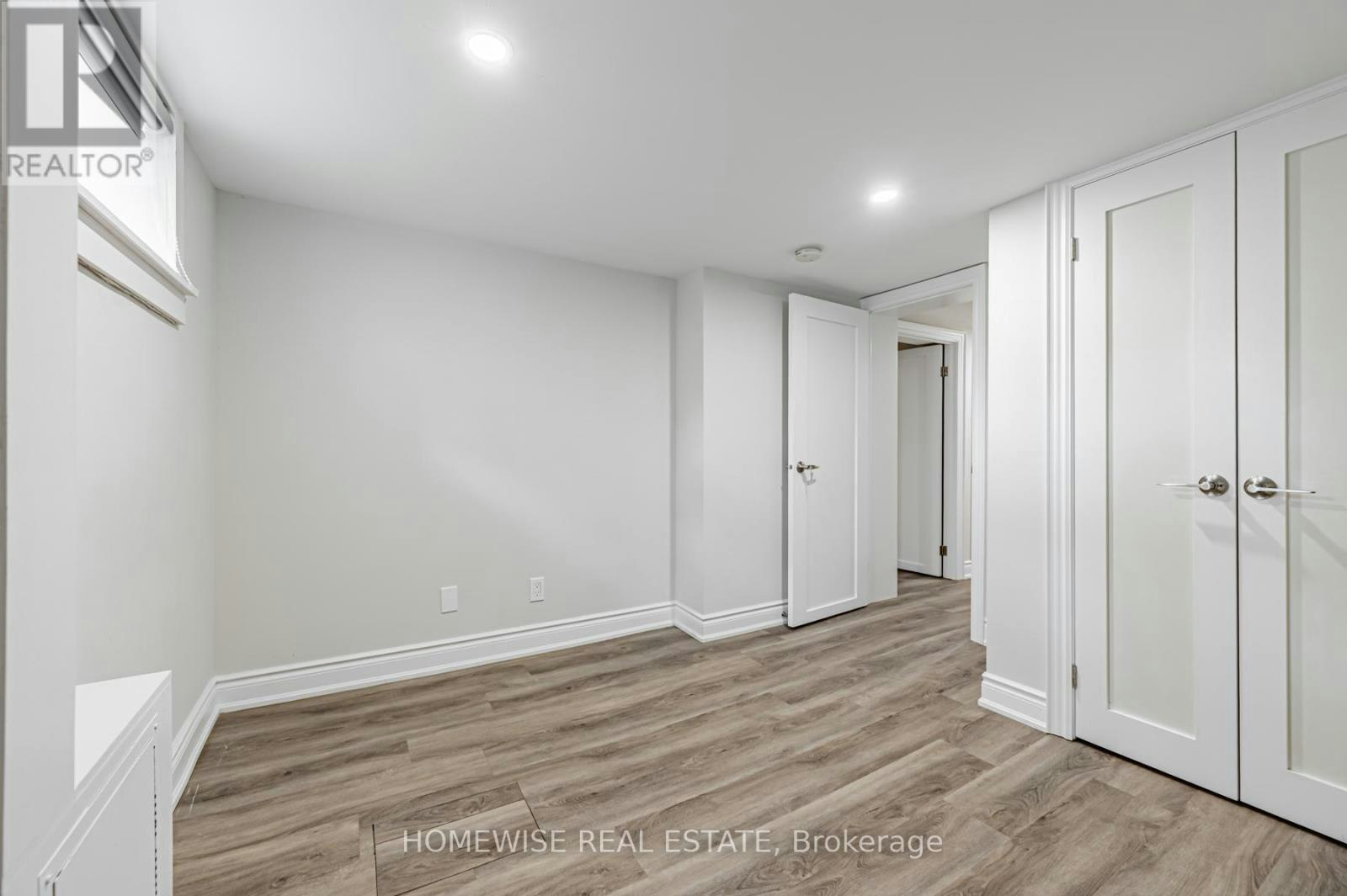 LOWER-68 Fairleigh Crescent, Toronto, ON, M6C 3R9 - 11