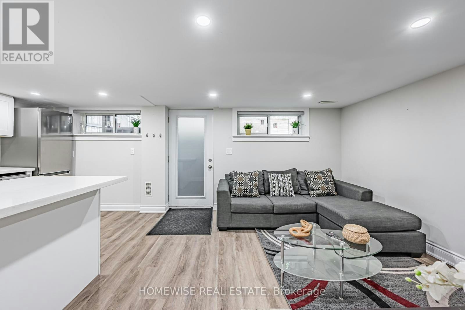 LOWER-68 Fairleigh Crescent, Toronto, ON, M6C 3R9 - 2