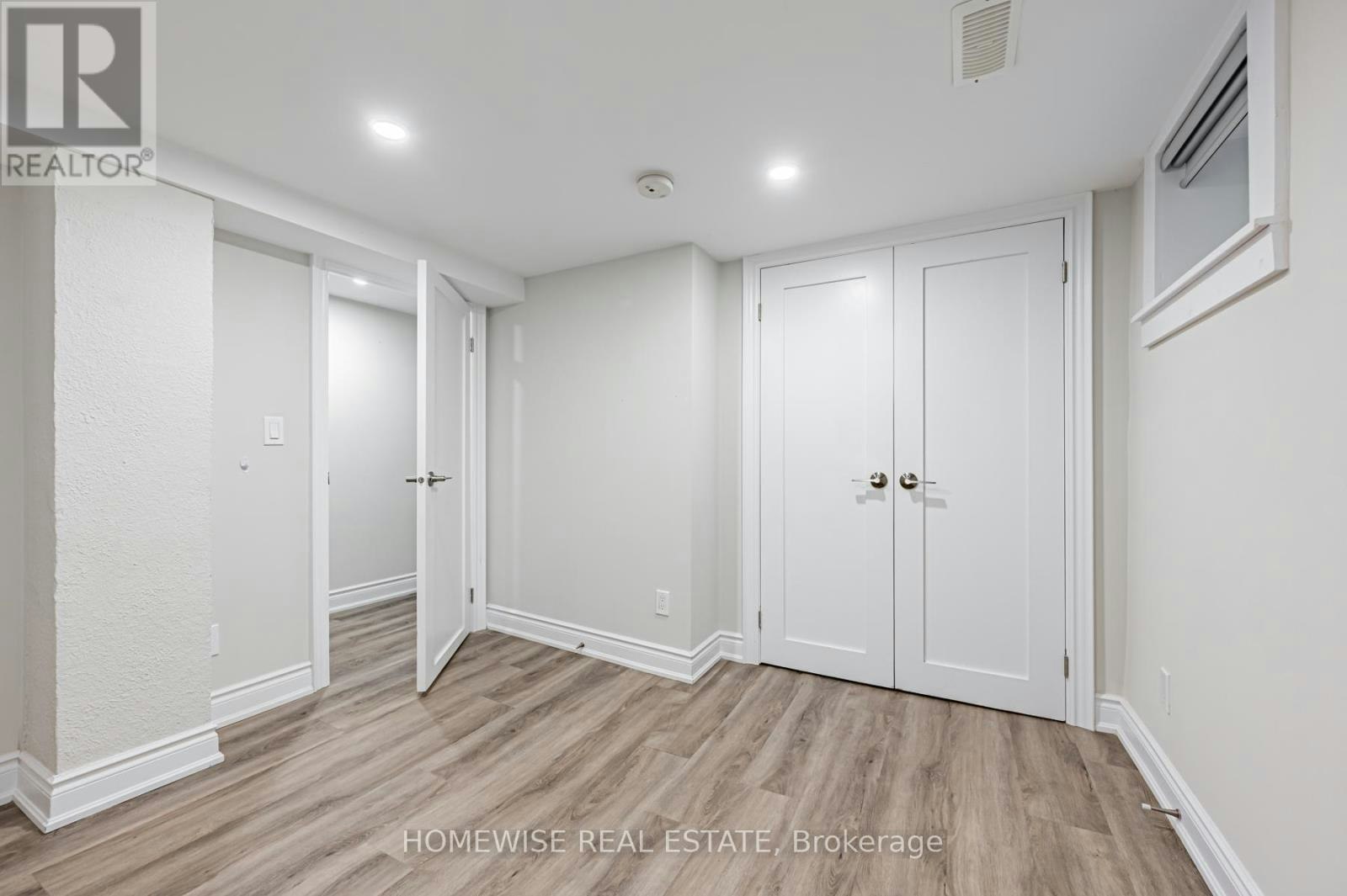 LOWER-68 Fairleigh Crescent, Toronto, ON, M6C 3R9 - 8