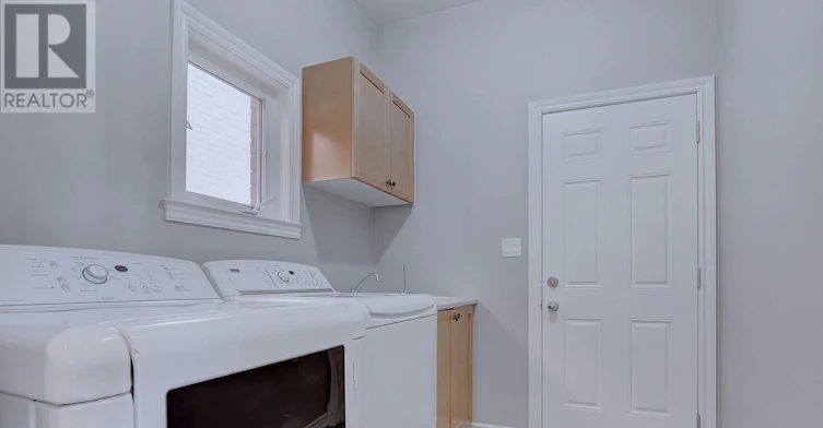 23 Eagle Peak Drive, Richmond Hill, ON, L4S 2W3 - 4