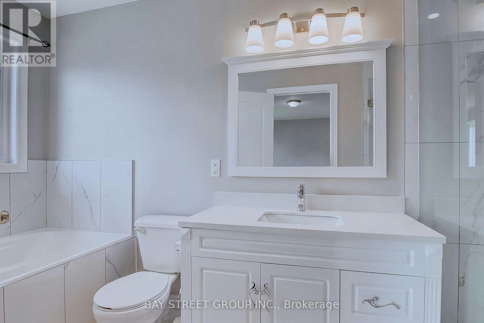 23 Eagle Peak Drive, Richmond Hill, ON, L4S 2W3 - 6