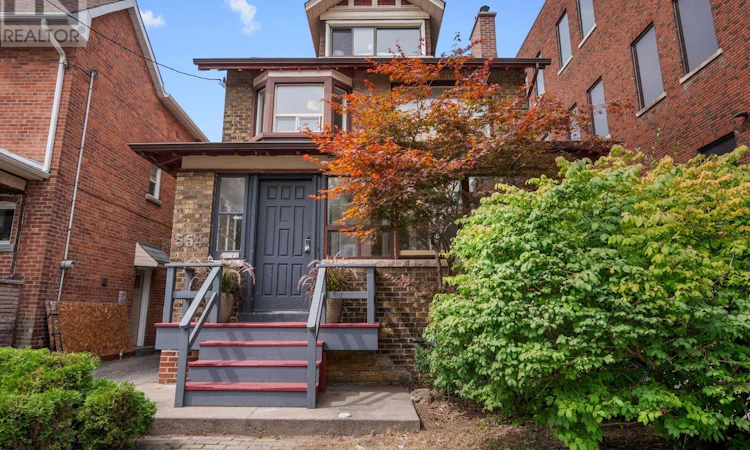 554 Runnymede Road