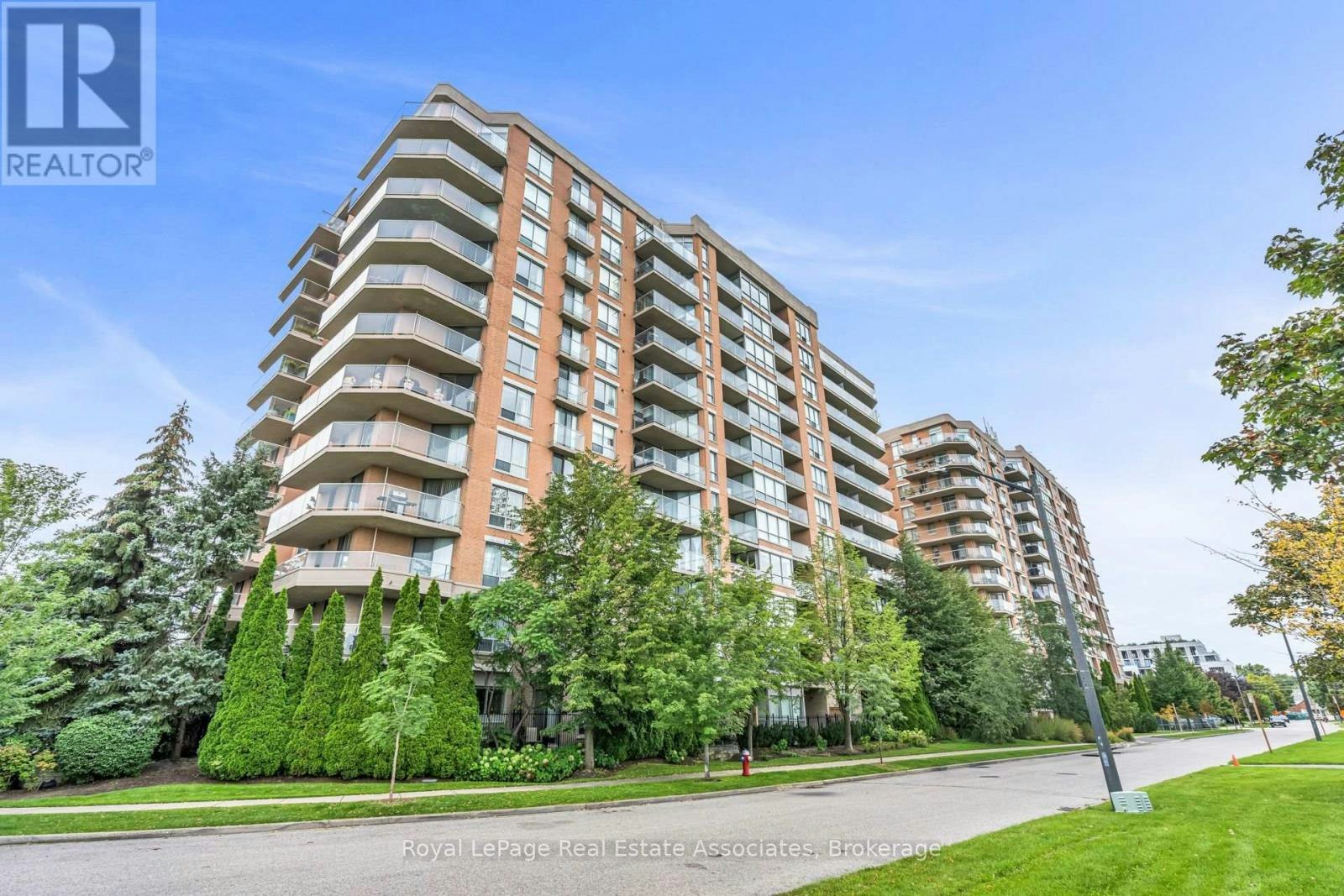 208-1140 Parkwest Place, Mississauga, ON, L5E 3K9