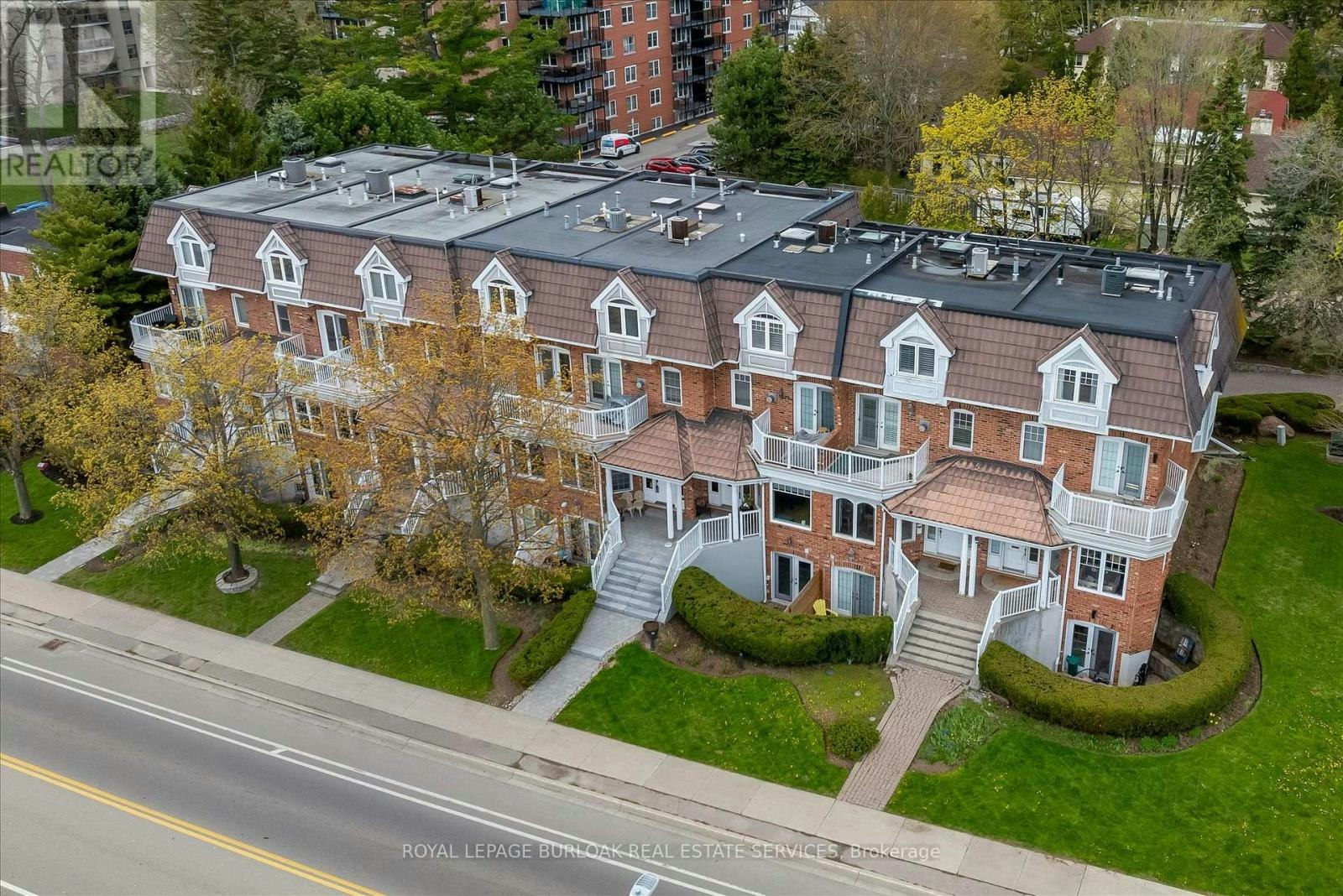 1389 Lakeshore Road, Burlington, ON, L7S 1B1