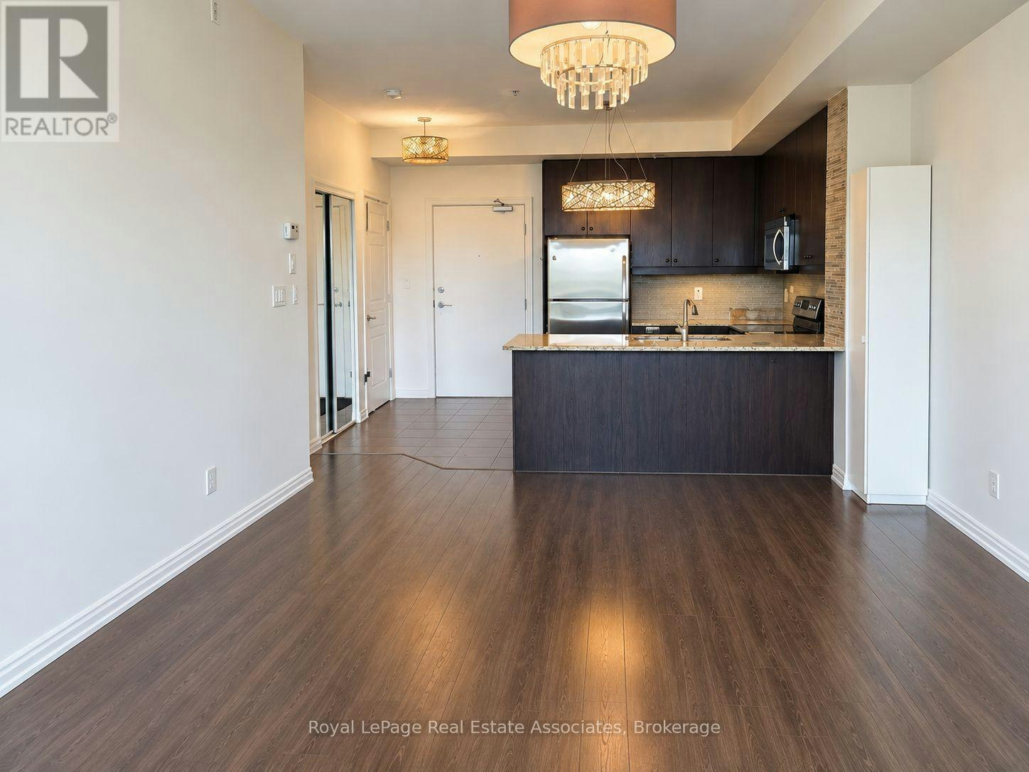 327-570 Lolita Gardens, Mississauga, ON, L5A 0A1 - 4