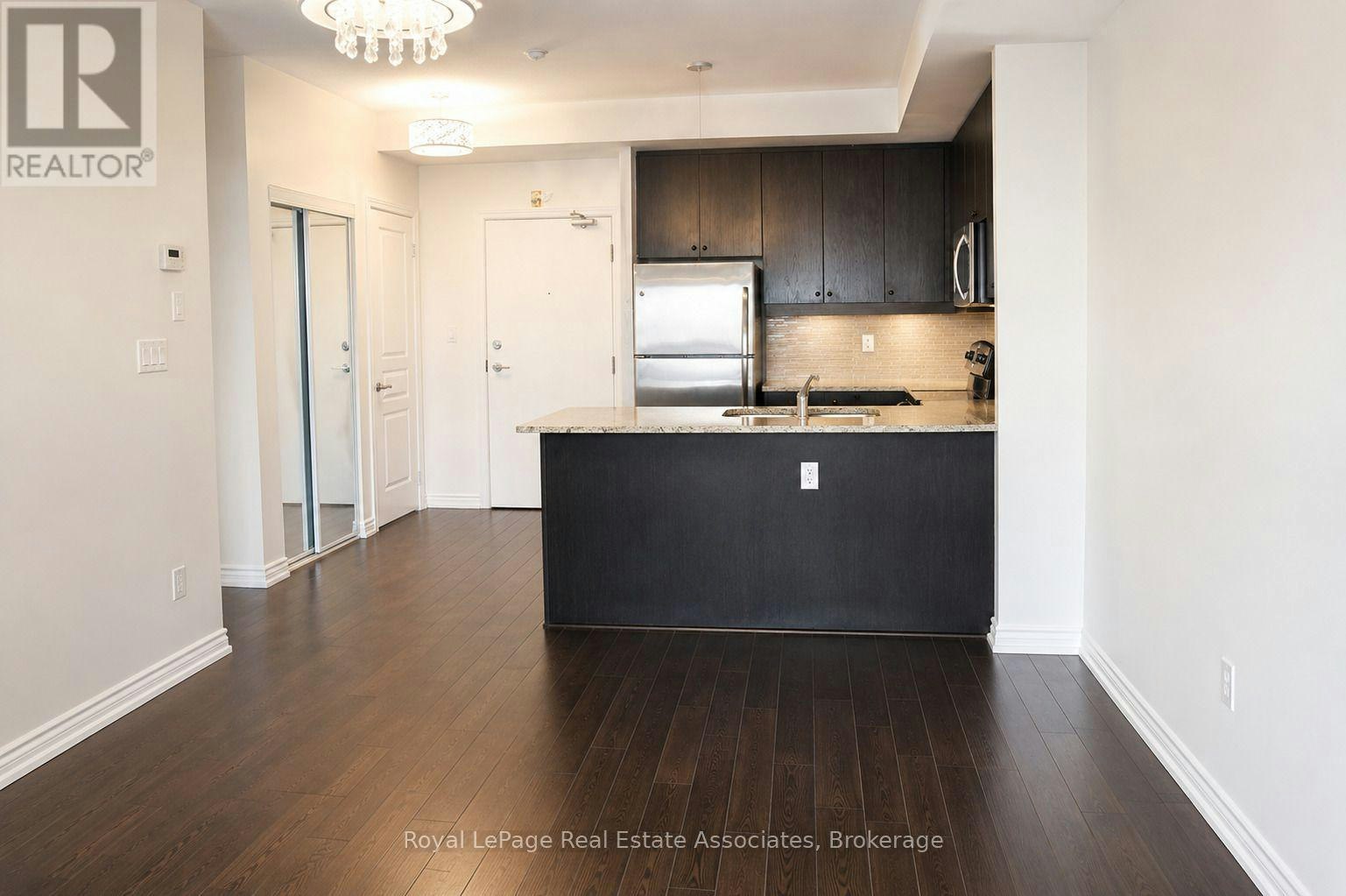 327-570 Lolita Gardens, Mississauga, ON, L5A 0A1 - 5