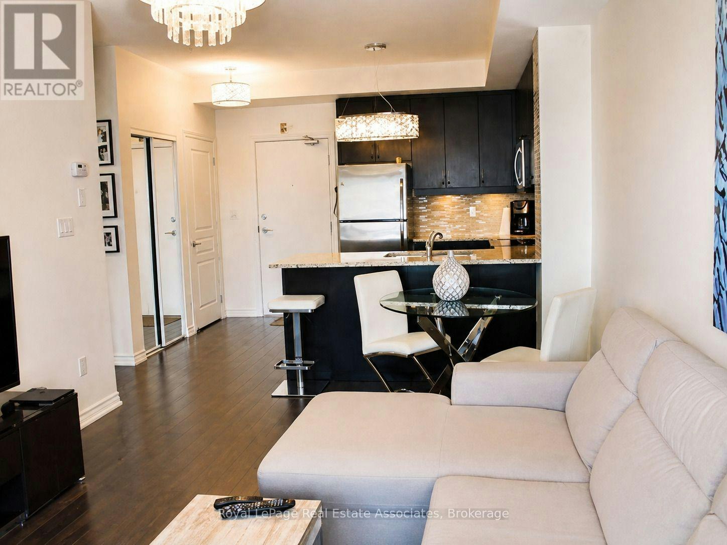 327-570 Lolita Gardens, Mississauga, ON, L5A 0A1 - 7