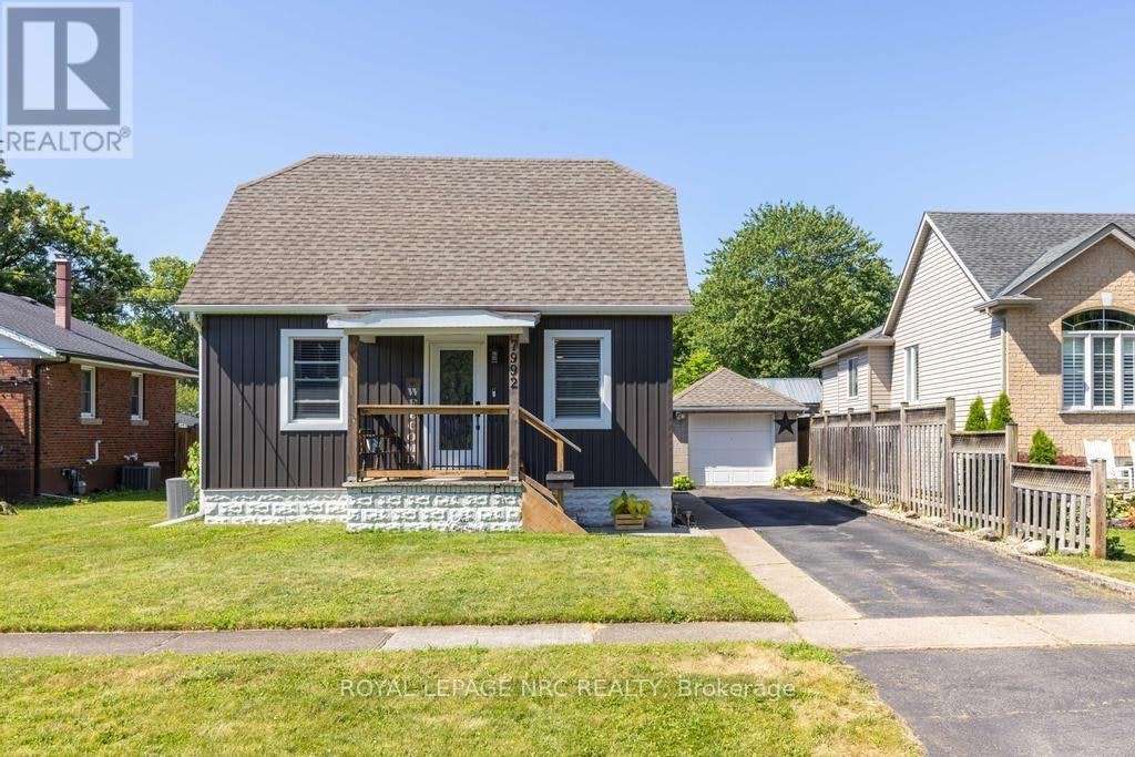 7992 Peter Street, Niagara Falls, ON, L2G 6S9