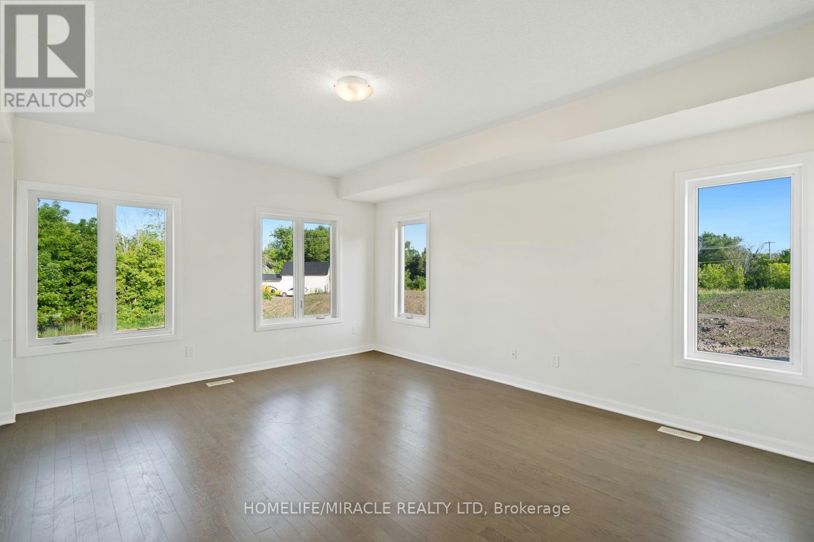 54 Oakmont Drive, Loyalist, ON, K0H 1G0 - 10
