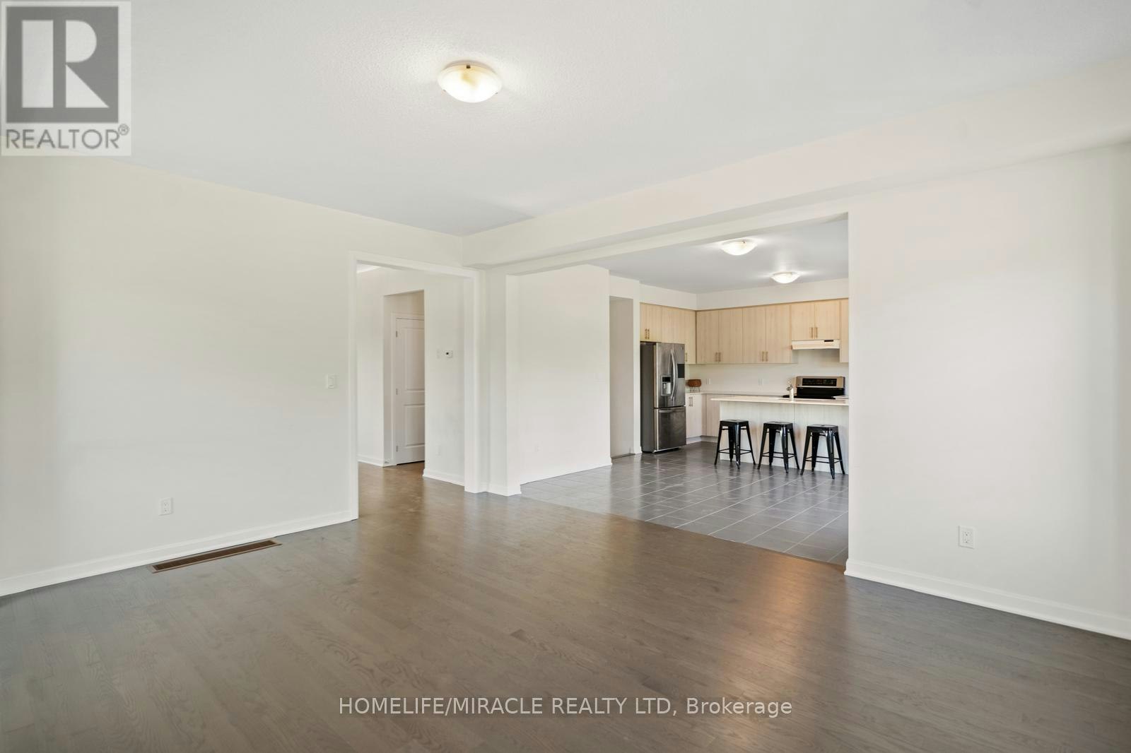 54 Oakmont Drive, Loyalist, ON, K0H 1G0 - 11