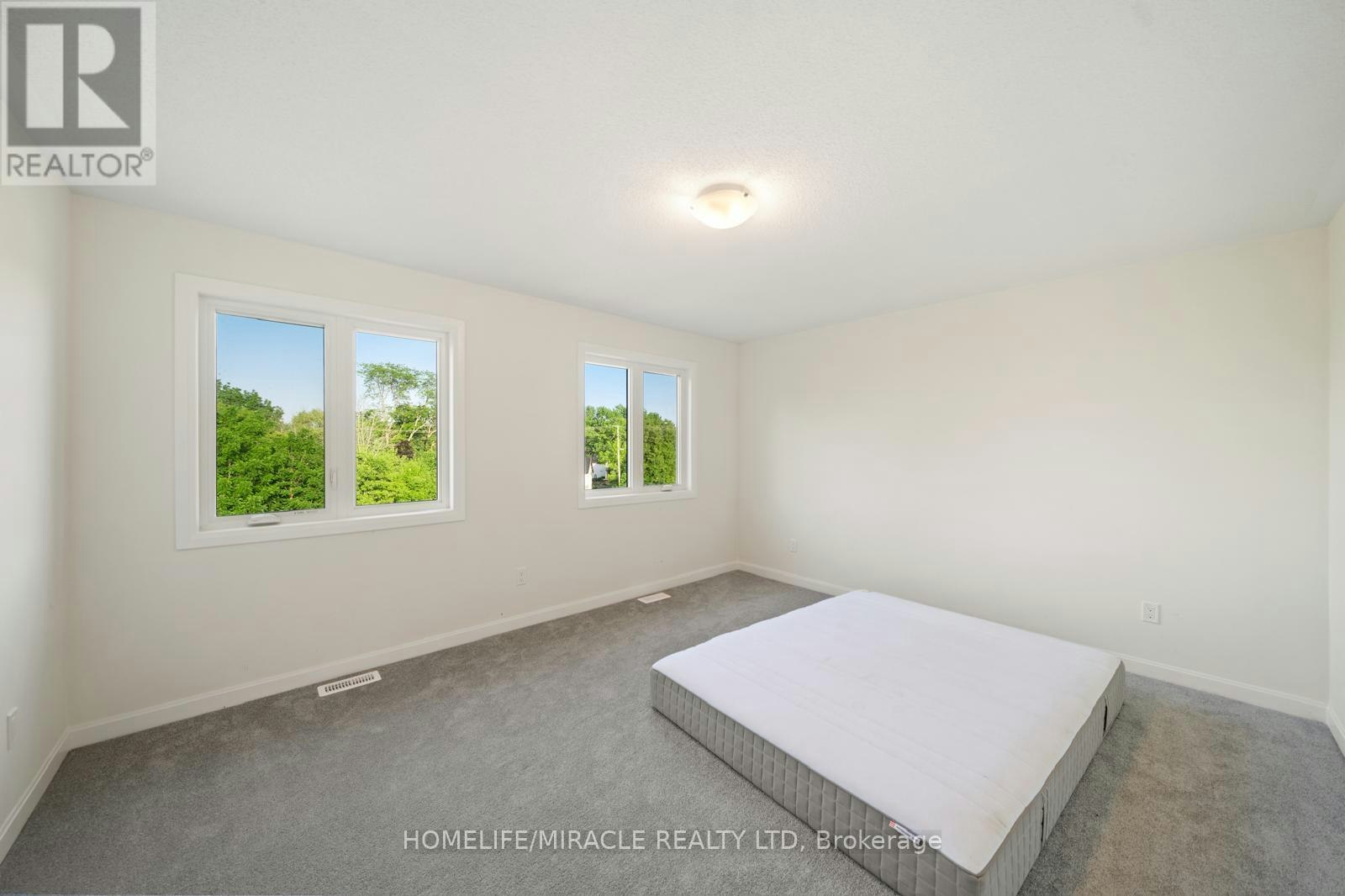 54 Oakmont Drive, Loyalist, ON, K0H 1G0 - 36