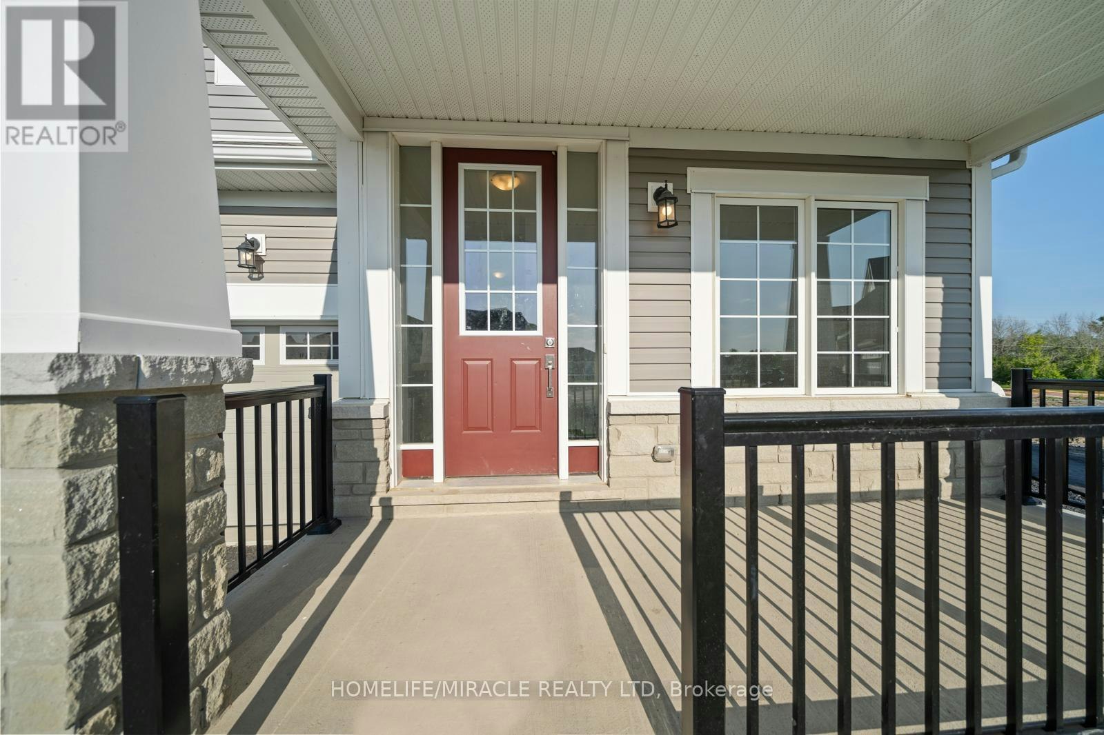 54 Oakmont Drive, Loyalist, ON, K0H 1G0 - 3