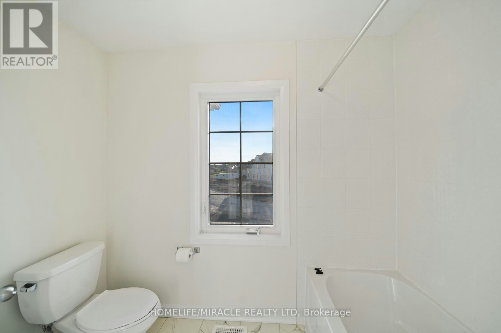 54 Oakmont Drive, Loyalist, ON, K0H 1G0 - 29