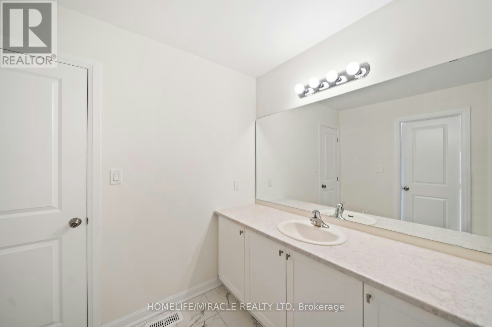 54 Oakmont Drive, Loyalist, ON, K0H 1G0 - 27