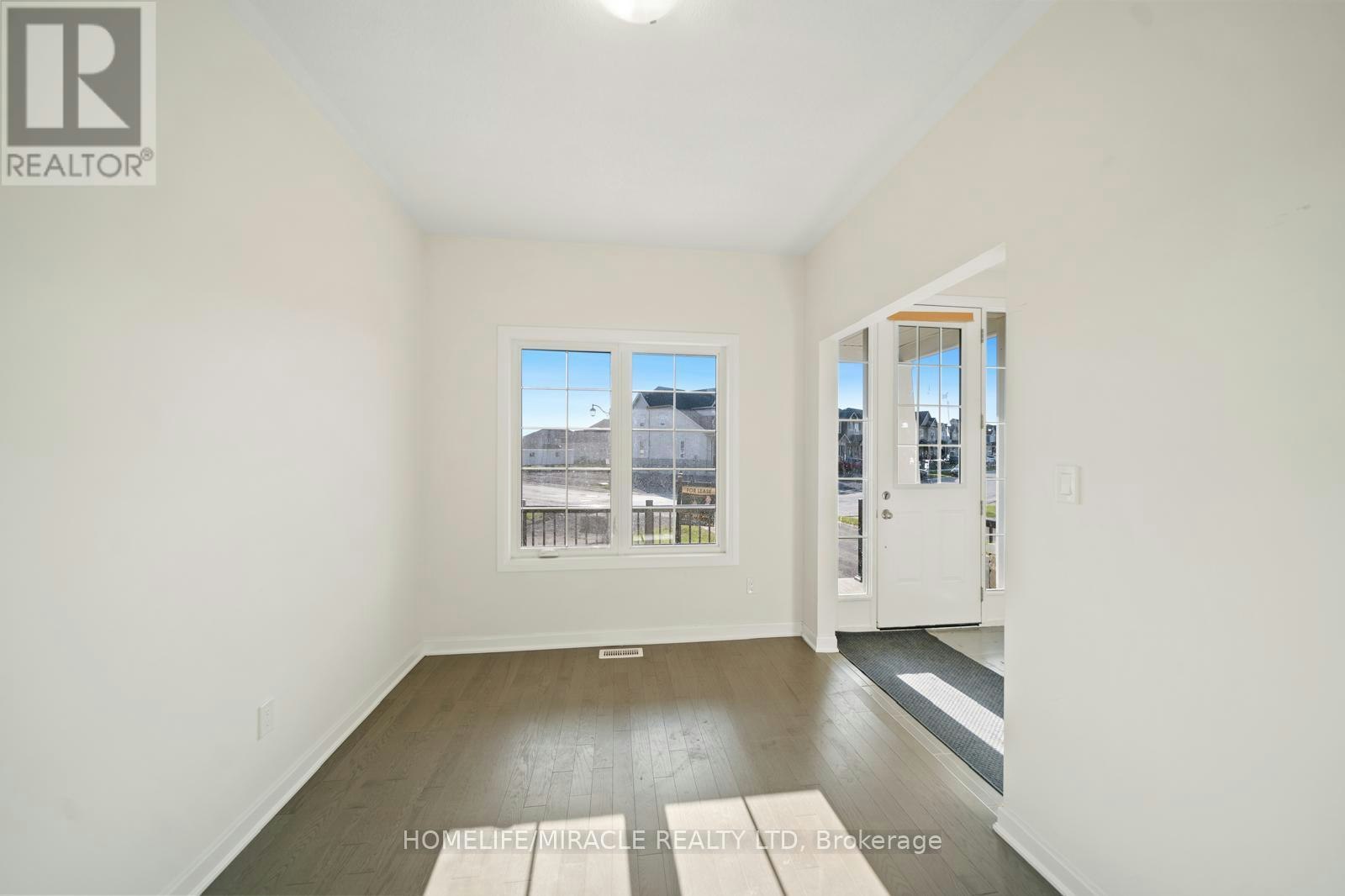 54 Oakmont Drive, Loyalist, ON, K0H 1G0 - 6