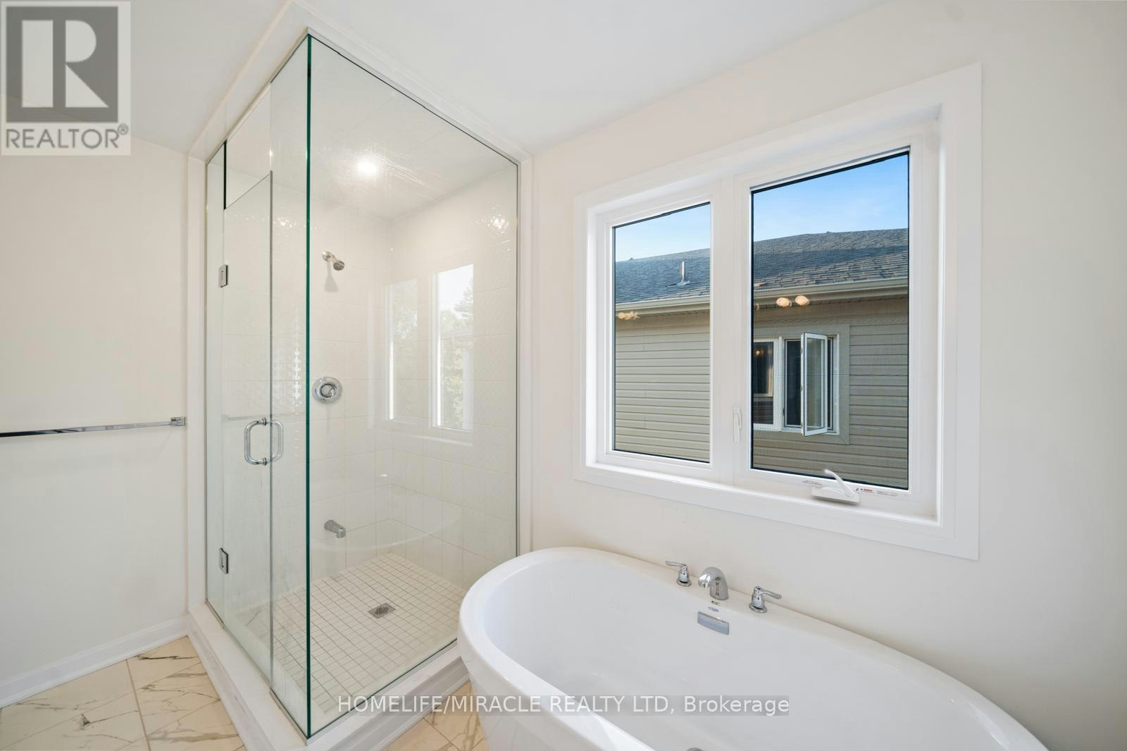 54 Oakmont Drive, Loyalist, ON, K0H 1G0 - 40