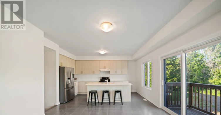 54 Oakmont Drive, Loyalist, ON, K0H 1G0 - 13