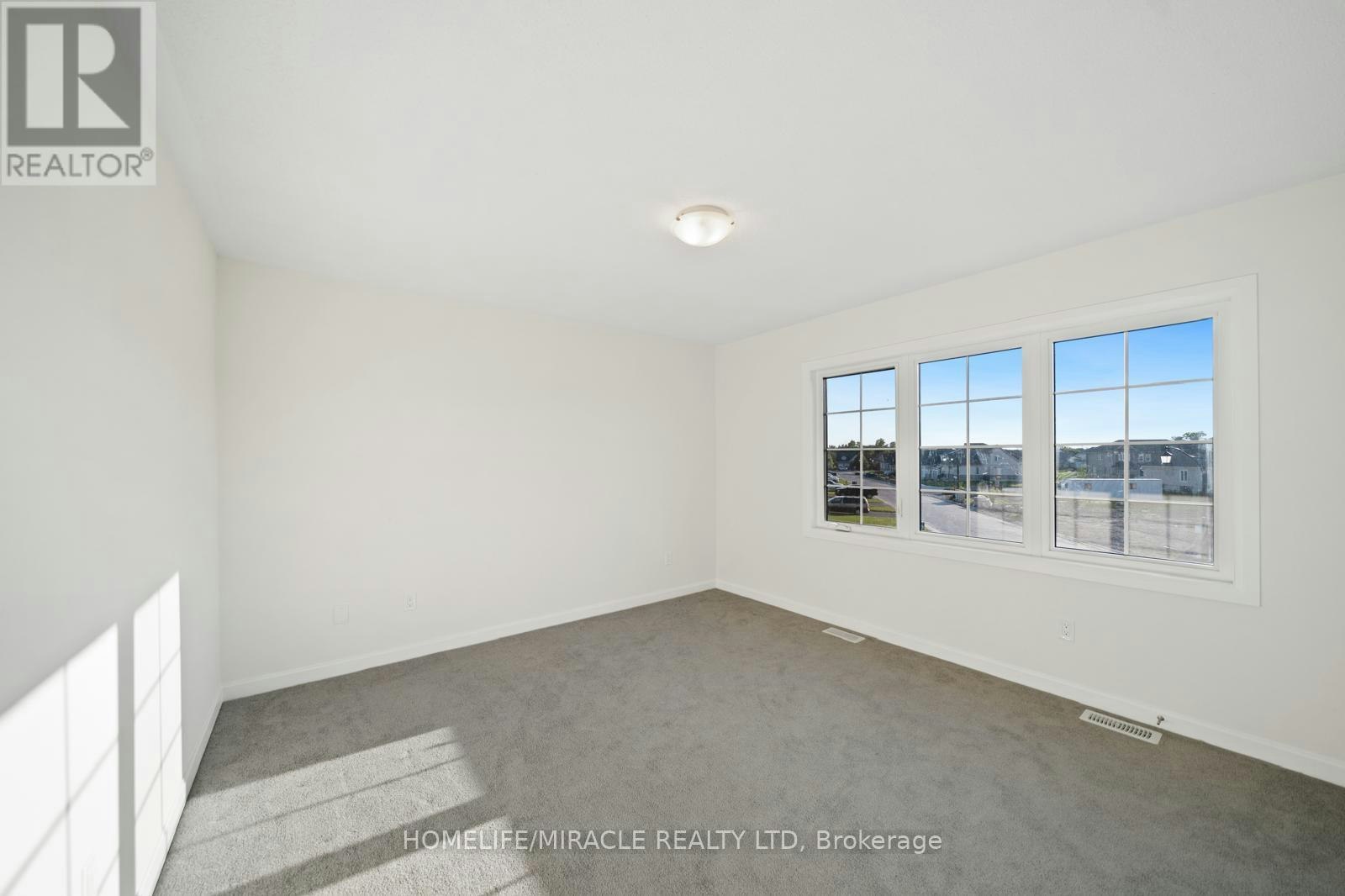 54 Oakmont Drive, Loyalist, ON, K0H 1G0 - 24