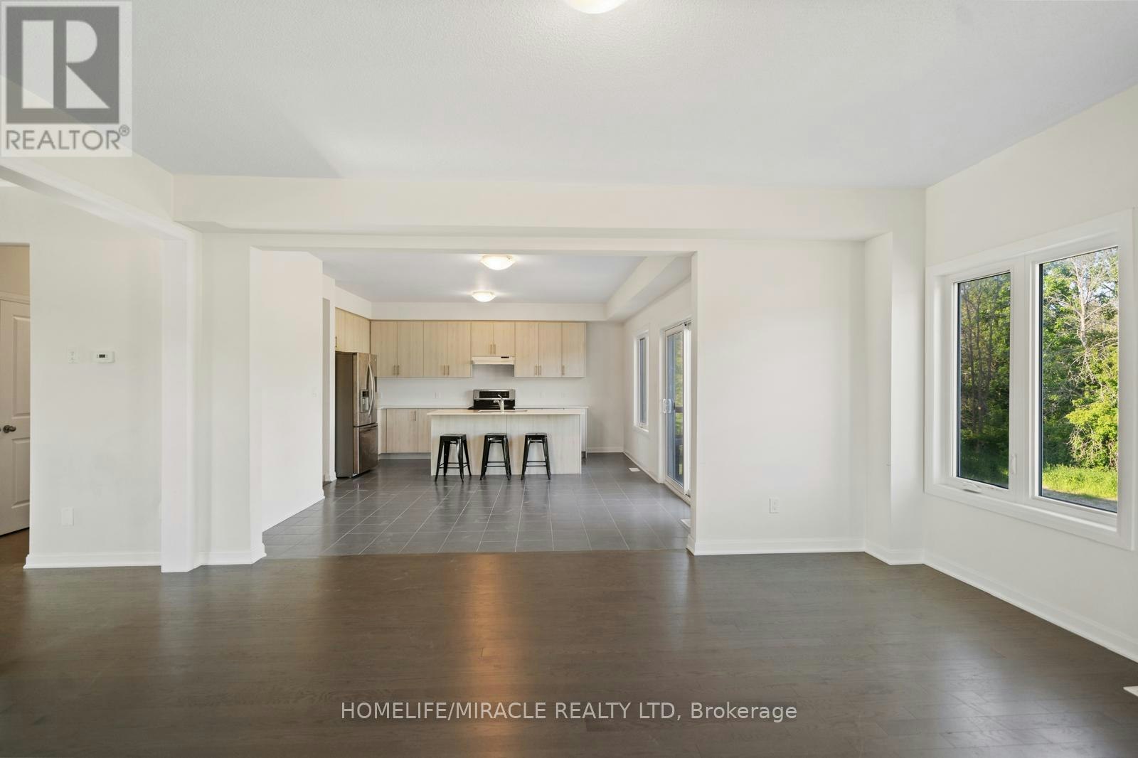 54 Oakmont Drive, Loyalist, ON, K0H 1G0 - 12