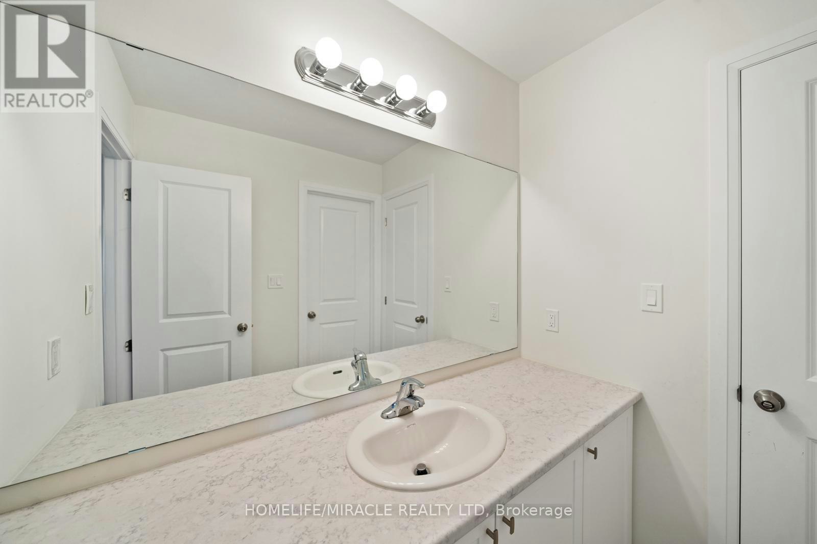 54 Oakmont Drive, Loyalist, ON, K0H 1G0 - 33