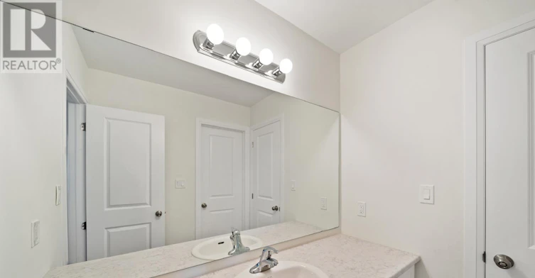 54 Oakmont Drive, Loyalist, ON, K0H 1G0 - 33