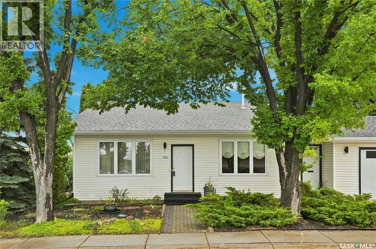 302 Nemeiben Road, Saskatoon, SK, S7J 4S7