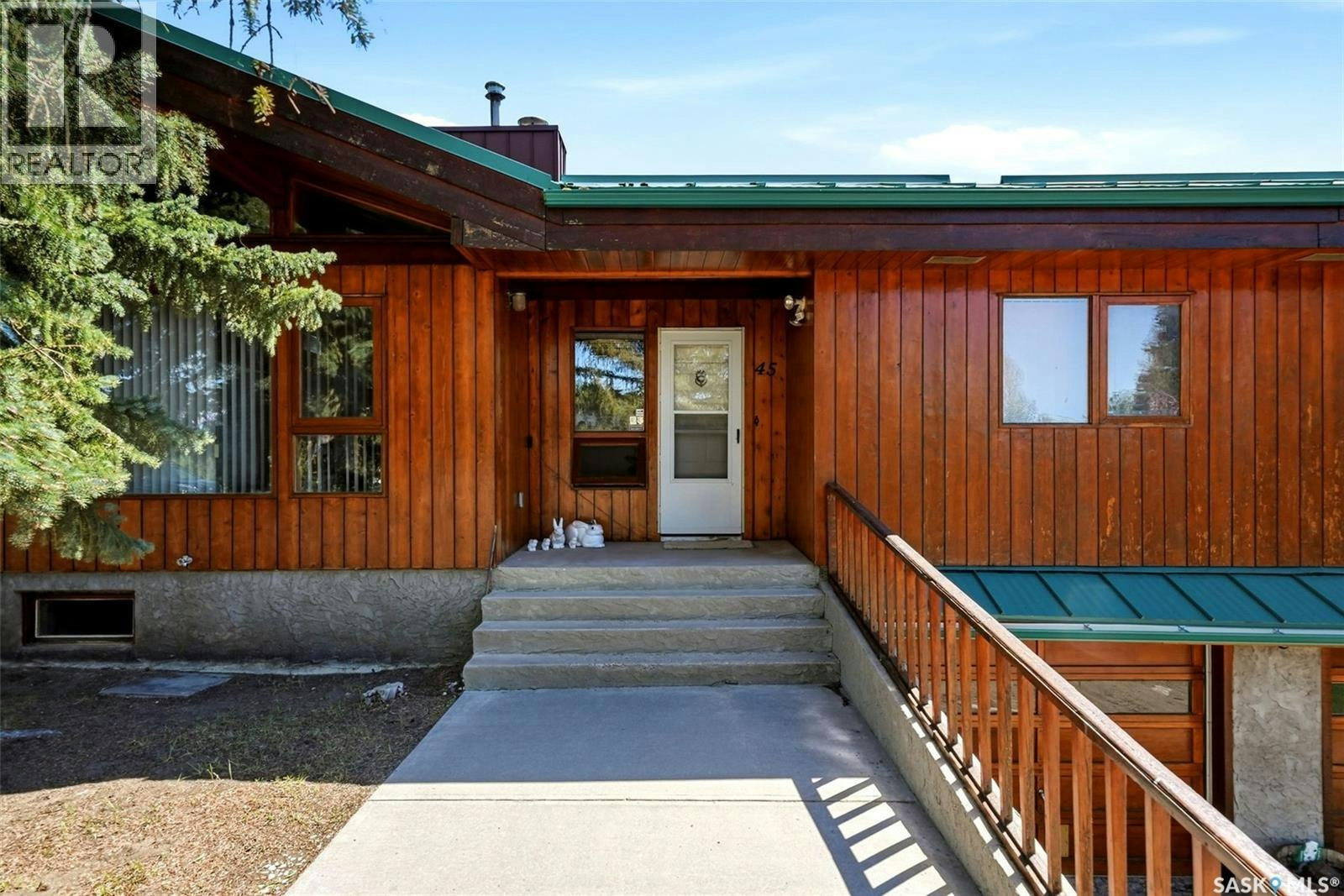 45 Miller Crescent E, Lumsden, SK, S0G 3C0