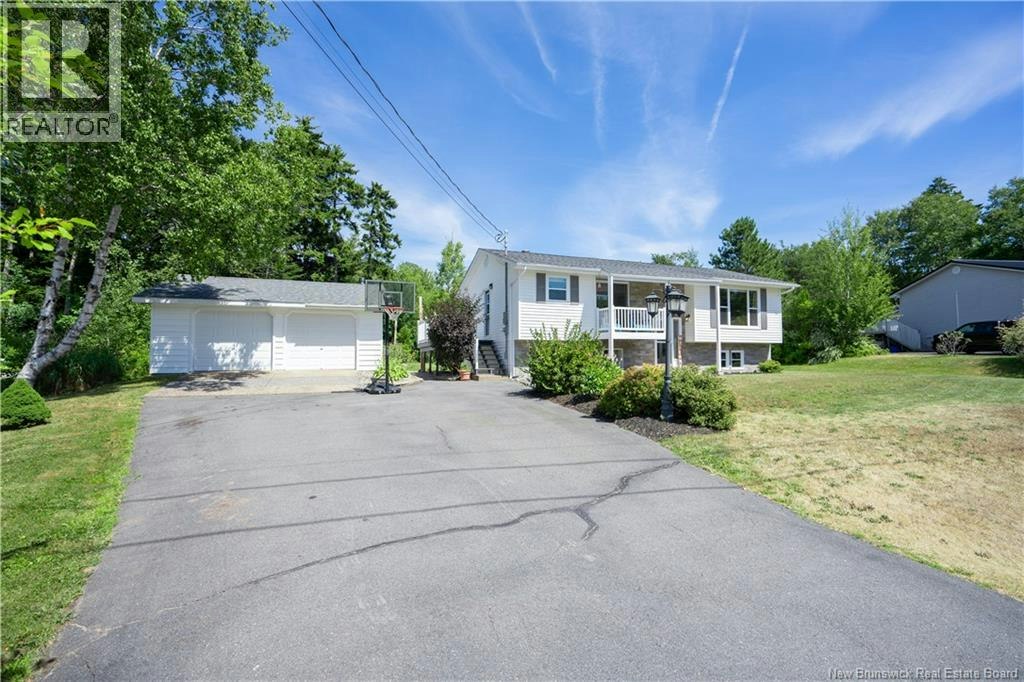 13 Rainbow Crescent, Grand Bay-Westfield, NB, E2K 2T1