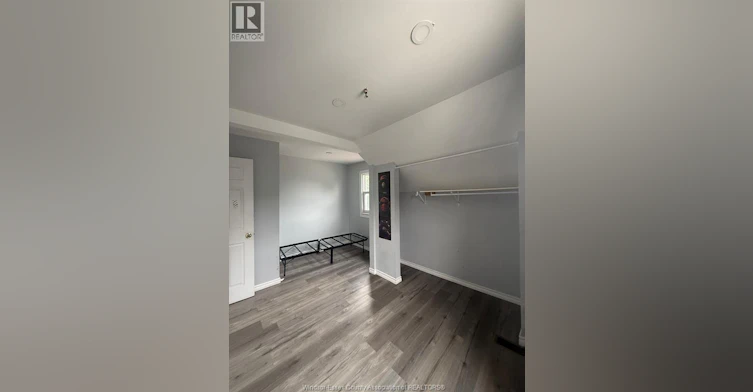 688 Campbell, Windsor, ON, N9B 2H7 - 3