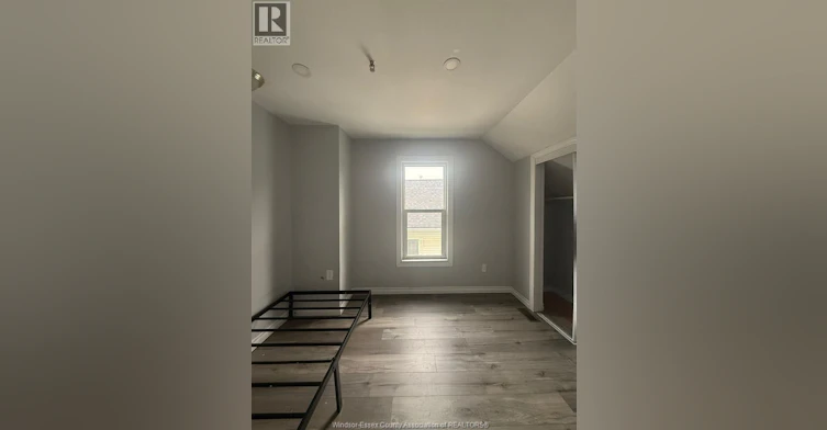 688 Campbell, Windsor, ON, N9B 2H7 - 4